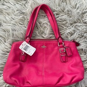 Women’s Coach leather hand bag